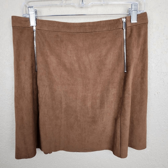 1.State Caramel Brown Mini Skirt With Zipper Detail Size 8 (3049) - Picture 1 of 6